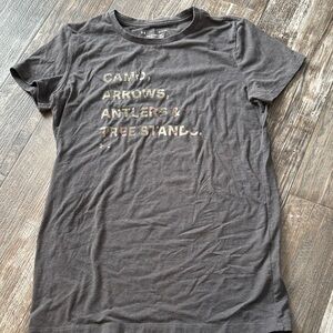 Women’s Under Armour Gray Short Sleeve Tee